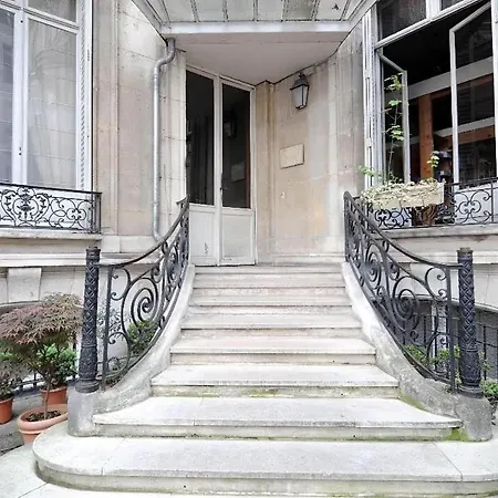 High L' Elysee Faubourg St Honore Apartment