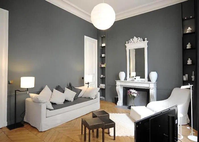 High L' Elysee Faubourg St Honore * Париж