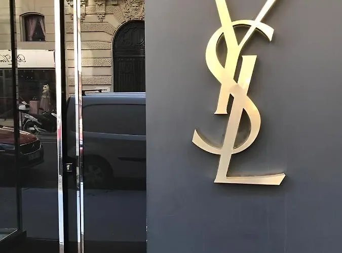 Апартаменты High L' Elysee Faubourg St Honore Париж