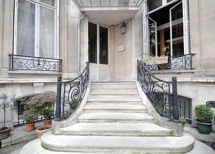 High L' Elysee Faubourg St Honore Apartman
